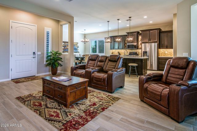 42029 W ROSEWOOD Lane, Maricopa, AZ 85138