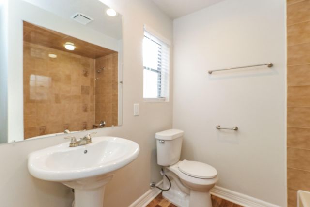 2127 Round Wind Trail, Crosby, TX 77532