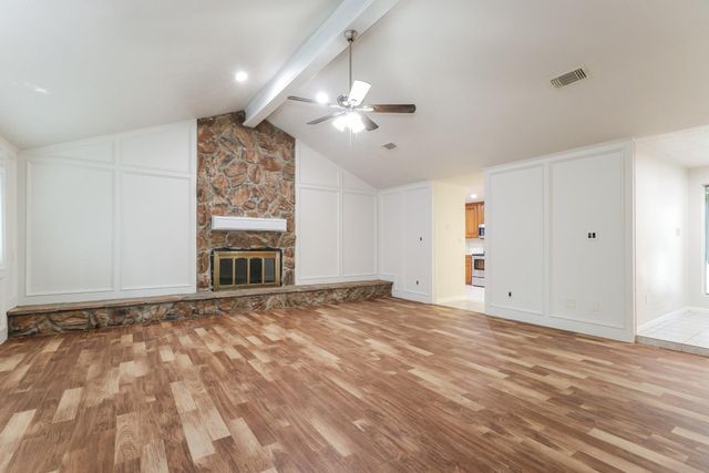 2127 Round Wind Trail, Crosby, TX 77532