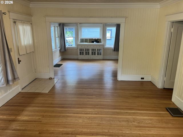 1824 Ne 52ND Ave, Portland, OR 97213