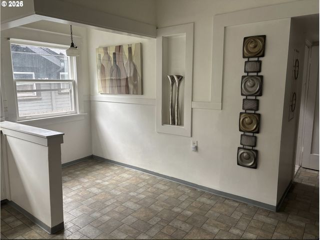 1824 Ne 52ND Ave, Portland, OR 97213