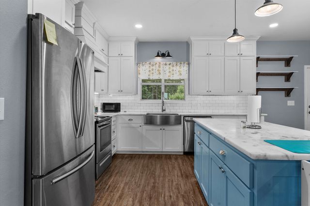 3077 W CR 436, Laneville, TX 75667
