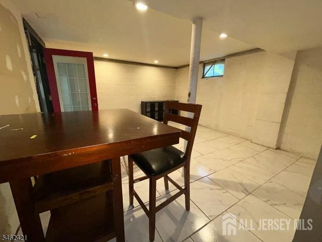 125 Rock Lane, Middlesex, NJ 08846