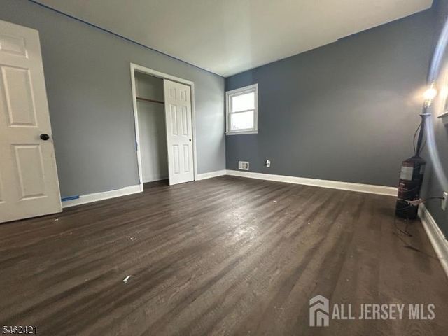 125 Rock Lane, Middlesex, NJ 08846