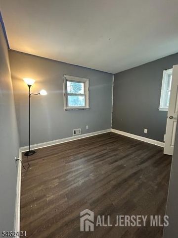 125 Rock Lane, Middlesex, NJ 08846