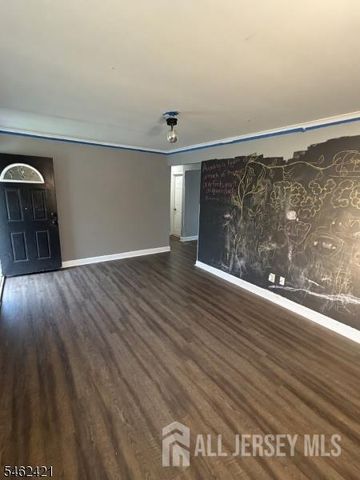 125 Rock Lane, Middlesex, NJ 08846
