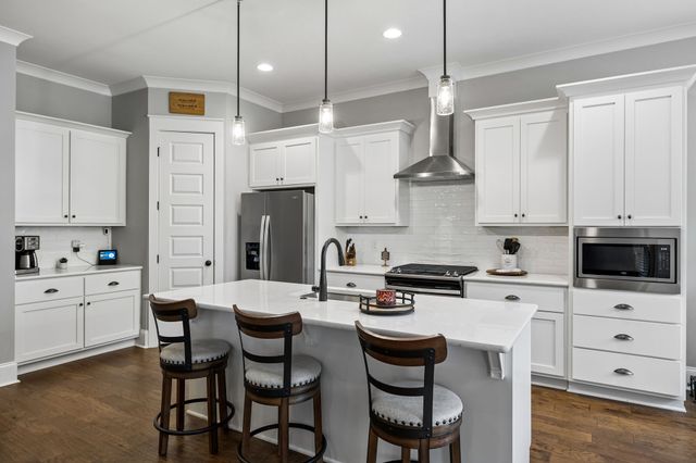 242 Rich Cir, Franklin, TN 37064