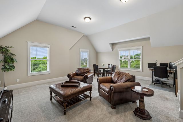 242 Rich Cir, Franklin, TN 37064