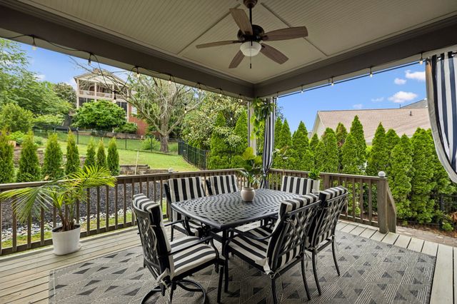242 Rich Cir, Franklin, TN 37064