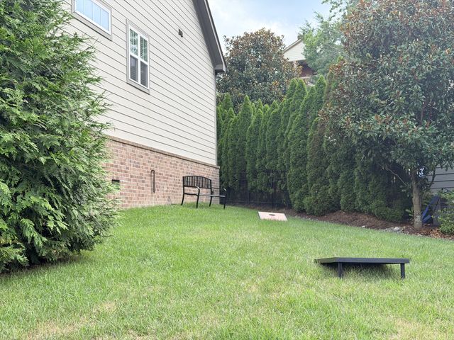 242 Rich Cir, Franklin, TN 37064