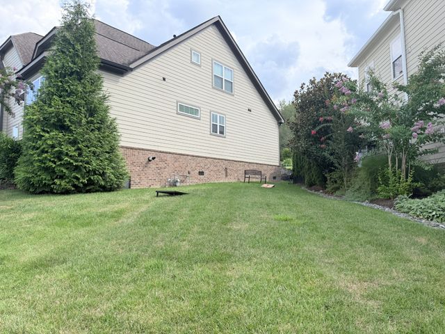 242 Rich Cir, Franklin, TN 37064