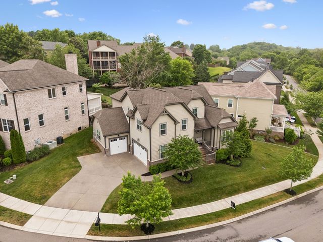 242 Rich Cir, Franklin, TN 37064
