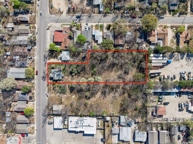 1230 SALTILLO ST, San Antonio, TX 78207