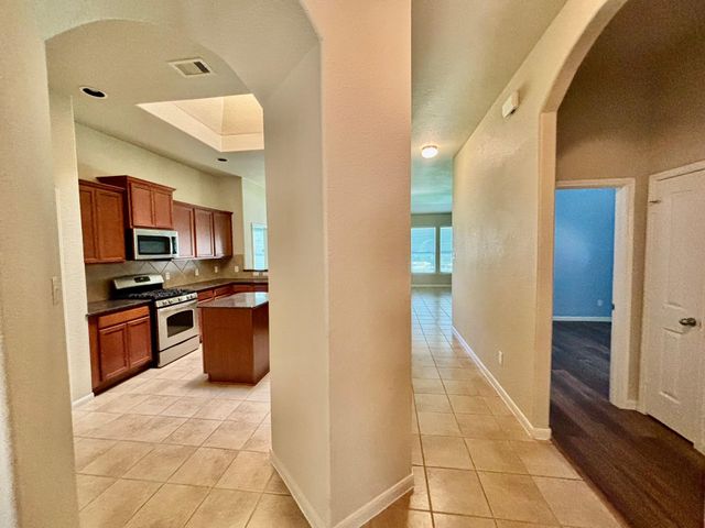 170 Black Swan Place, The Woodlands, TX 77354