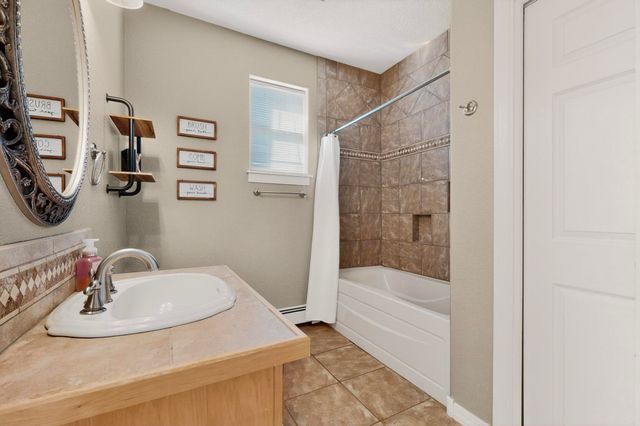 5719 Sarasota Road NE, Rio Rancho, NM 87144