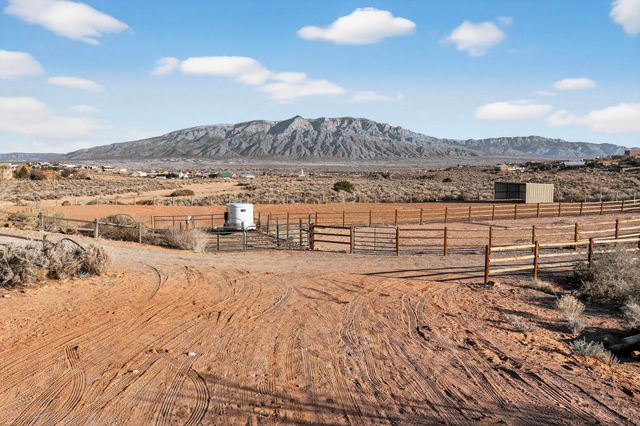 5719 Sarasota Road NE, Rio Rancho, NM 87144