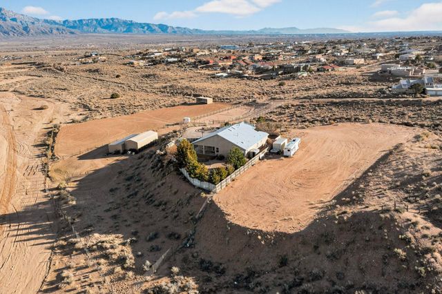 5719 Sarasota Road NE, Rio Rancho, NM 87144