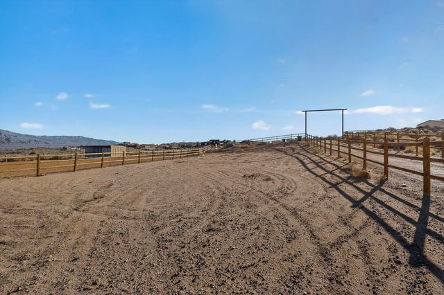 5719 Sarasota Road NE, Rio Rancho, NM 87144