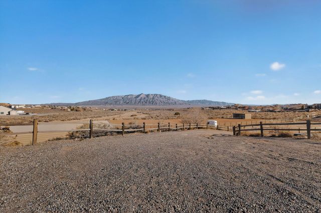 5719 Sarasota Road NE, Rio Rancho, NM 87144
