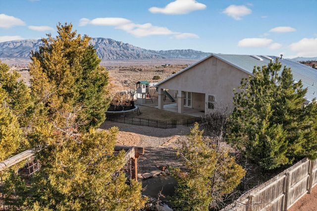 5719 Sarasota Road NE, Rio Rancho, NM 87144
