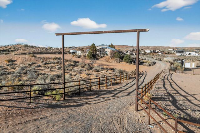 5719 Sarasota Road NE, Rio Rancho, NM 87144