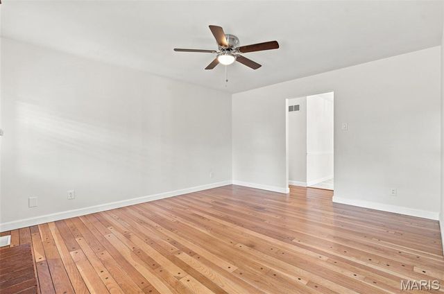 2830 Flintwood Drive, St Louis, MO 63129