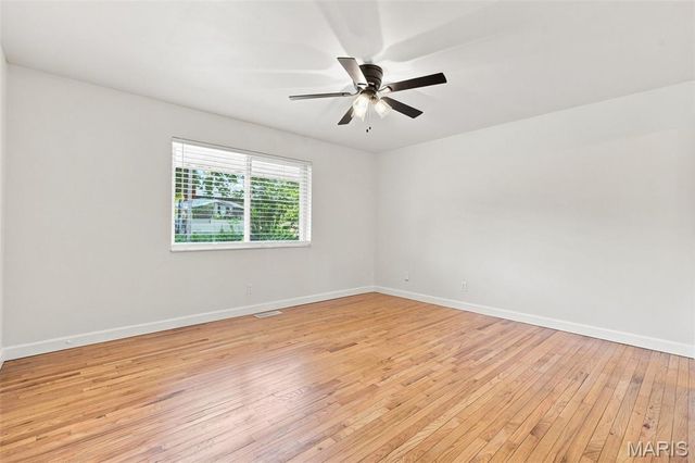 2830 Flintwood Drive, St Louis, MO 63129