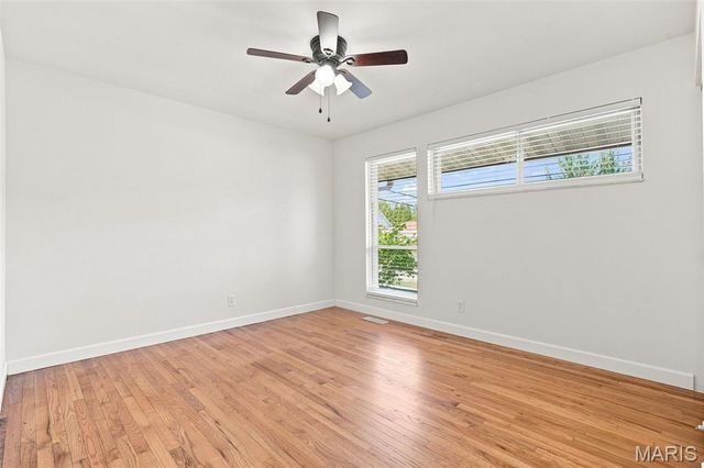 2830 Flintwood Drive, St Louis, MO 63129