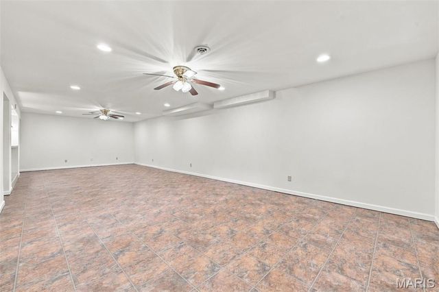 2830 Flintwood Drive, St Louis, MO 63129