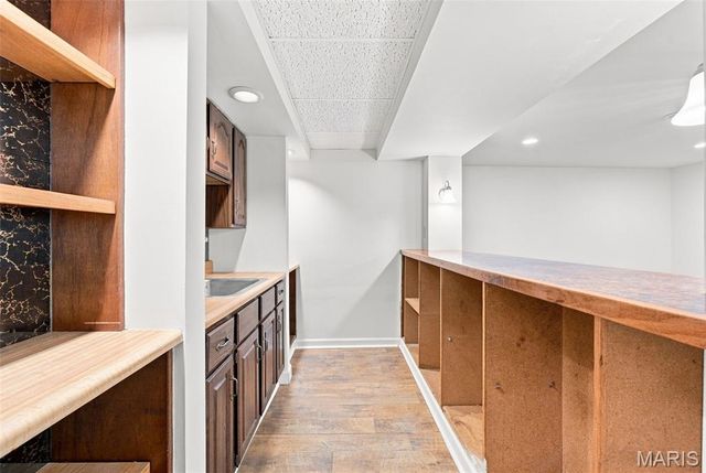 2830 Flintwood Drive, St Louis, MO 63129