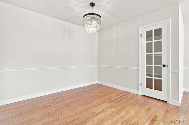 2830 Flintwood Drive, St Louis, MO 63129