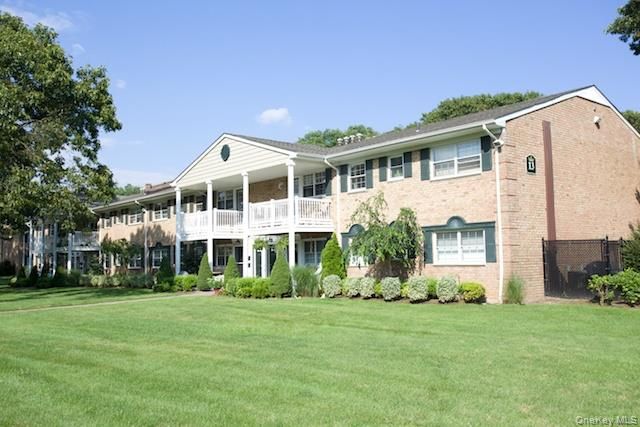 111 College Road 01-D, Selden, NY 11784