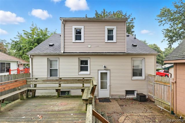 1797 Manse Road, Waterford, MI 48328