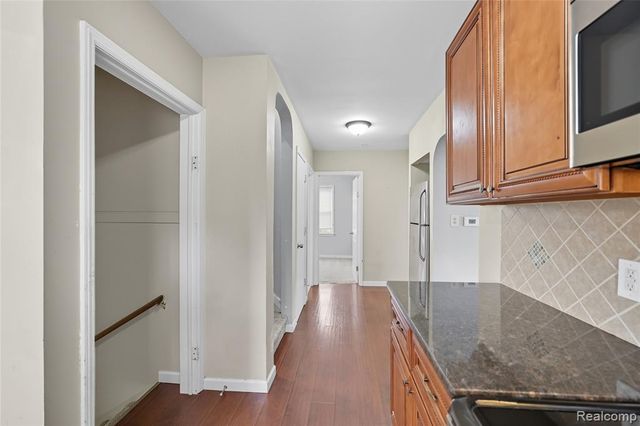 1797 Manse Road, Waterford, MI 48328