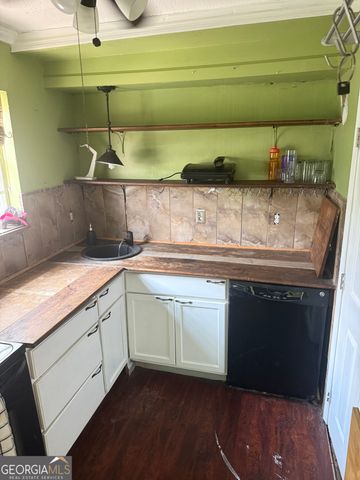 4701 Flat Shoals Road 54A, Union City, GA 30291
