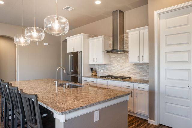 7423 Molas Road NW, Albuquerque, NM 87114