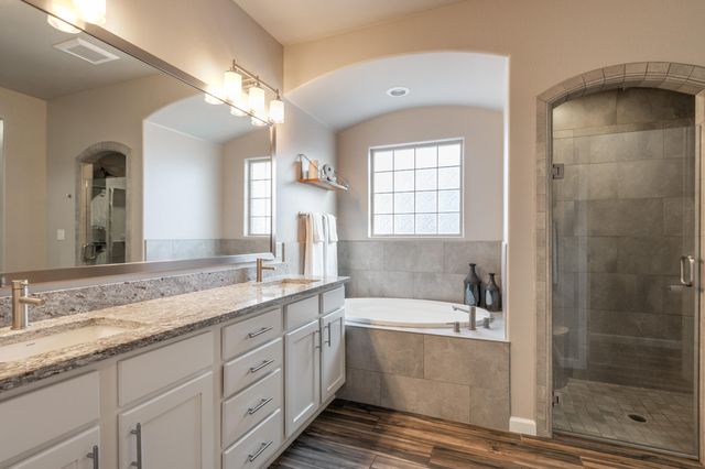 7423 Molas Road NW, Albuquerque, NM 87114