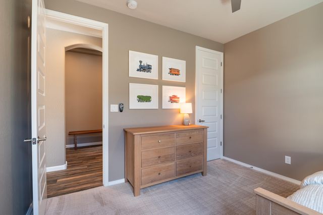 7423 Molas Road NW, Albuquerque, NM 87114