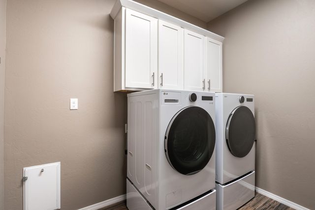 7423 Molas Road NW, Albuquerque, NM 87114