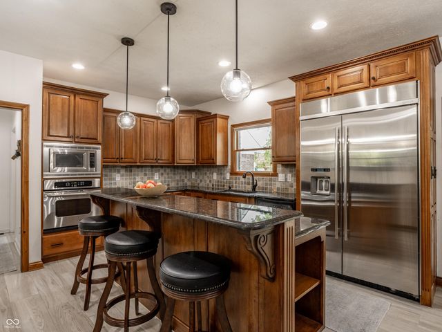 1546 E Osprey Drive, Greenfield, IN 46140