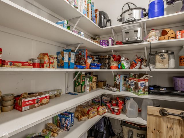 1546 E Osprey Drive, Greenfield, IN 46140