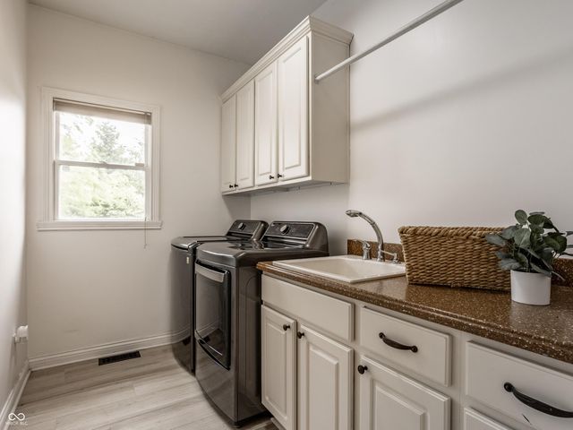 1546 E Osprey Drive, Greenfield, IN 46140