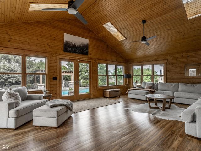 1546 E Osprey Drive, Greenfield, IN 46140