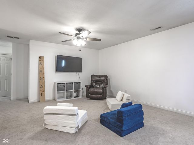1546 E Osprey Drive, Greenfield, IN 46140