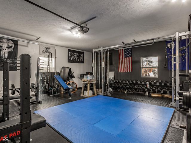 1546 E Osprey Drive, Greenfield, IN 46140
