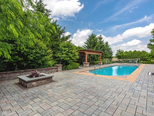 1546 E Osprey Drive, Greenfield, IN 46140