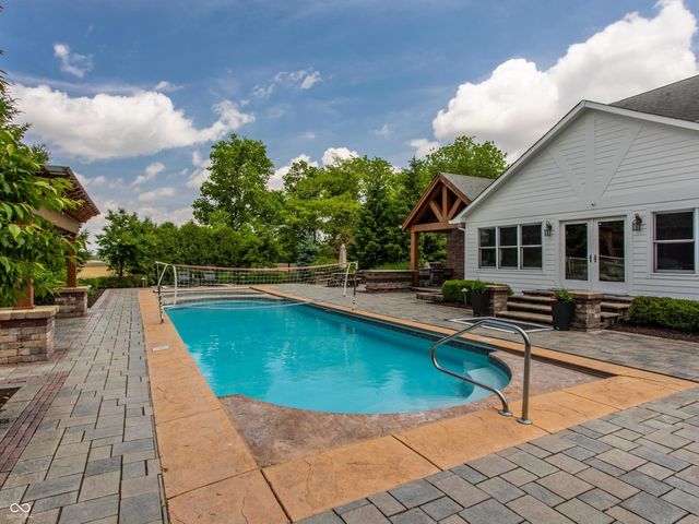 1546 E Osprey Drive, Greenfield, IN 46140