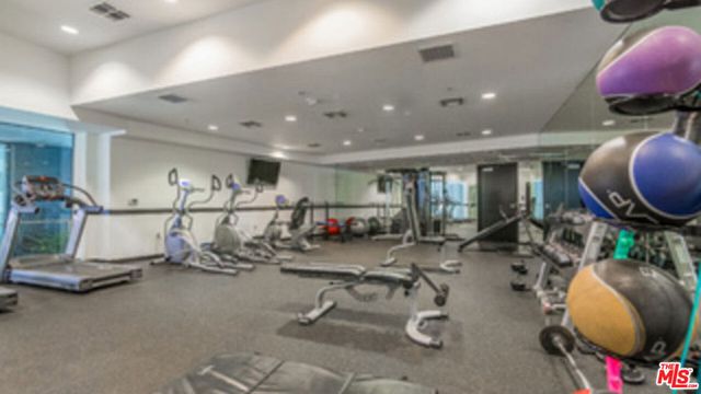 655 S Hope Street 1605, Los Angeles, CA 90017