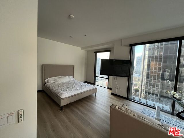 655 S Hope Street 1605, Los Angeles, CA 90017