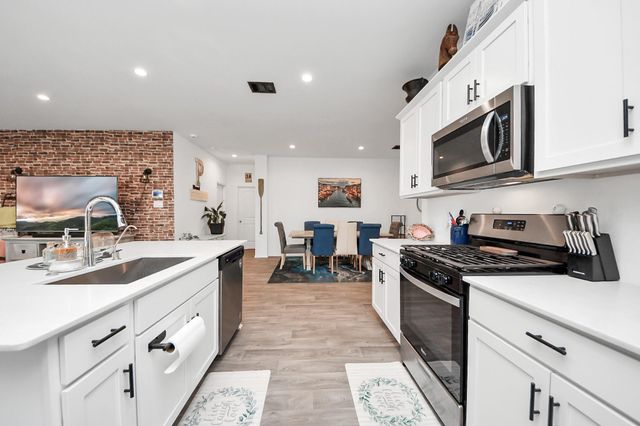 403 Blanco Lane, Dayton, TX 77535